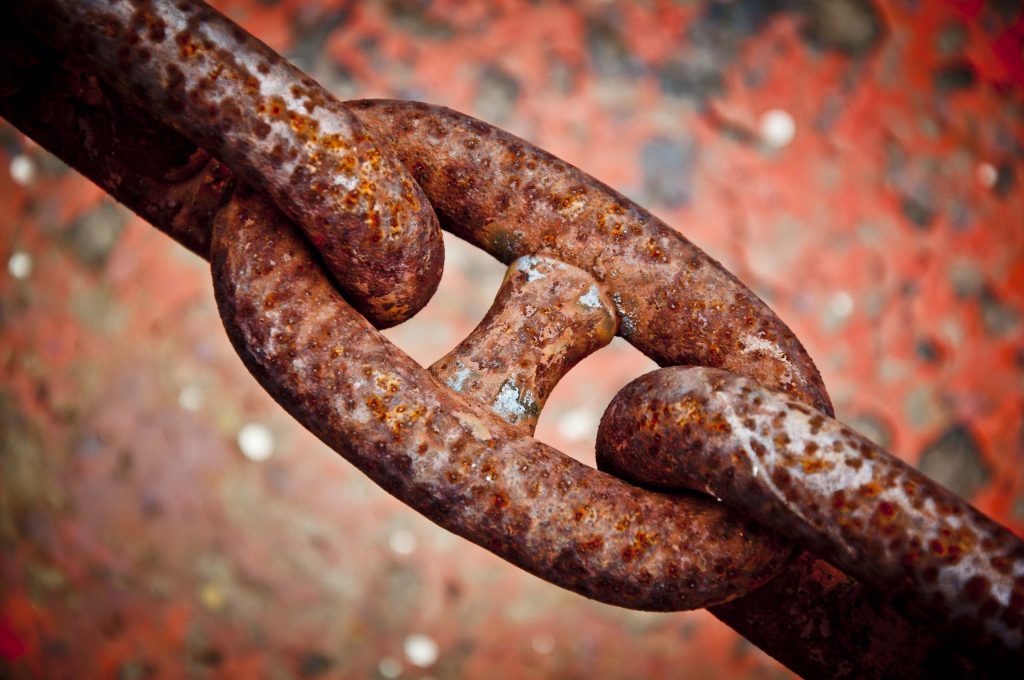 chain-rust-macro-metal-reptile-close-up-1087626-pxhere.com